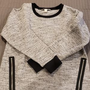 Crew neck sweater